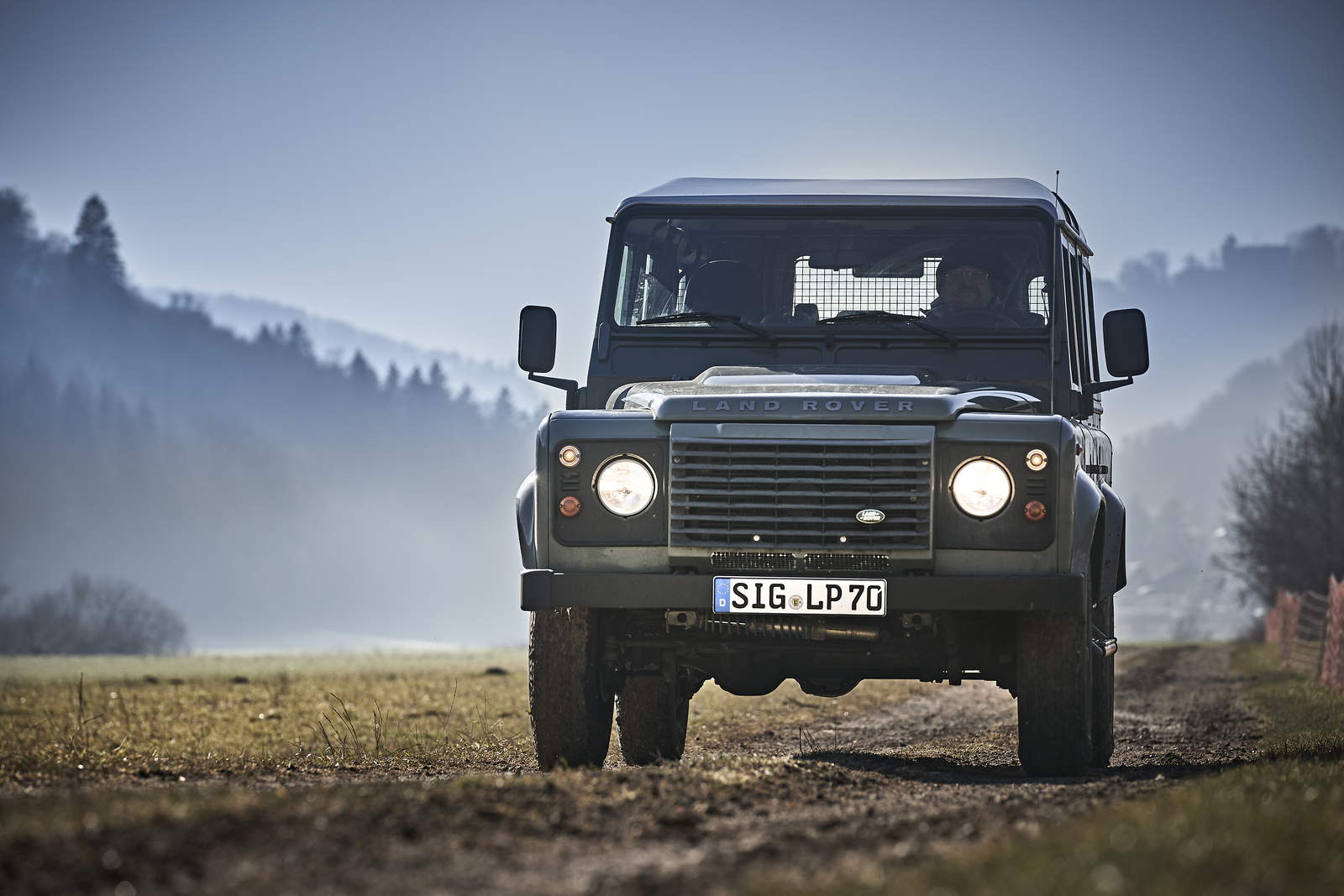 Land Rover Defender